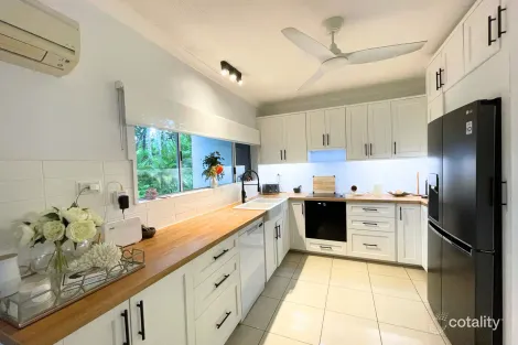 52/121-137 Port Douglas Rd, Port Douglas, QLD 4877