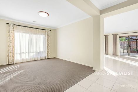 Property photo of 29 Newburgh Street Keysborough VIC 3173