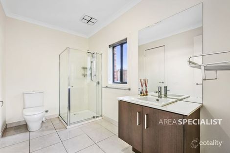 Property photo of 29 Newburgh Street Keysborough VIC 3173