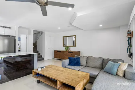 Property photo of 2/8 Gary Street Morningside QLD 4170