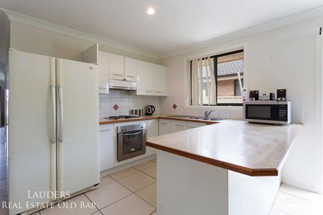 Property photo of 2/10 Bluehaven Drive Old Bar NSW 2430
