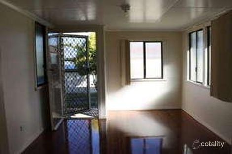 Property photo of 23 Crown Street Silkstone QLD 4304