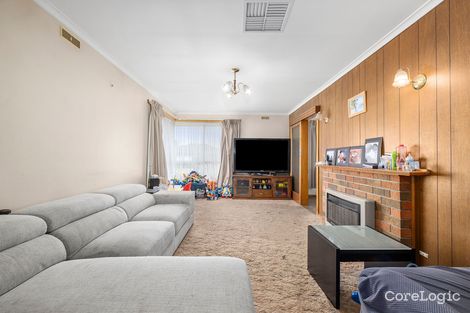 Property photo of 15 Montgomery Street Wendouree VIC 3355