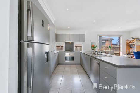 Property photo of 5 Giselle Grove Tarneit VIC 3029