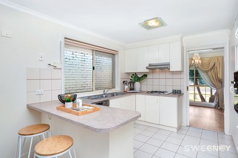 5 Gates Ct, Altona Meadows, VIC 3028