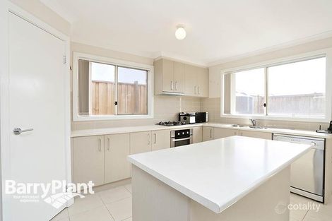 Property photo of 2 Maple Close Harkness VIC 3337