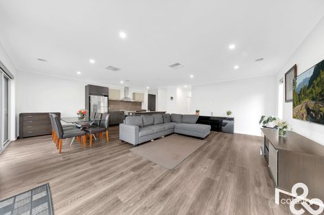 Property photo of 22 Balerno Way Mernda VIC 3754