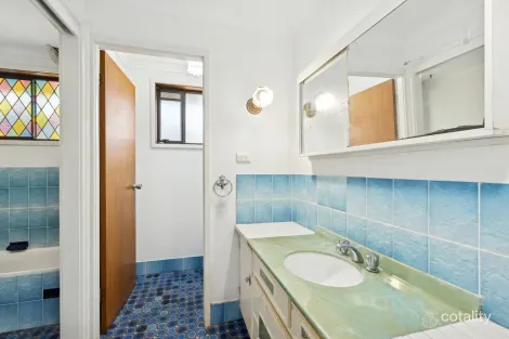 Property photo of 56 Phyllis Avenue Kanwal NSW 2259