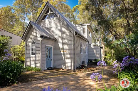 11 Annetts Pde, Mossy Point, NSW 2537