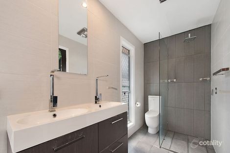Property photo of 4 Joshua Street Cannon Hill QLD 4170
