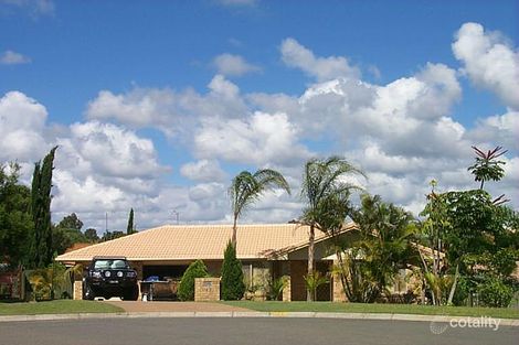 17 Berwick Ct, Arundel, QLD 4214