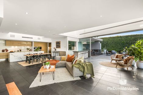 Property photo of 73 Roberts Street Essendon VIC 3040