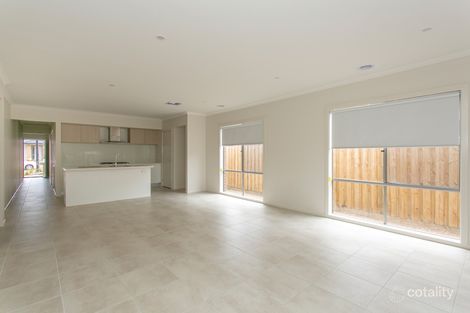 Property photo of 18 Pemberton Street Mount Duneed VIC 3217