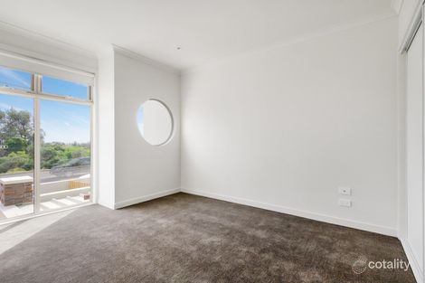 Property photo of 48B Nepean Highway Seaford VIC 3198