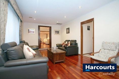 Property photo of 27 Malmsbury Crescent Rowville VIC 3178