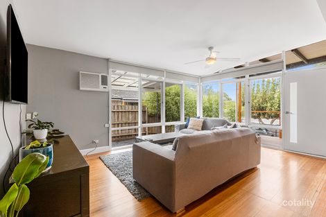 Property photo of 65 Hallifax Street Seaford VIC 3198