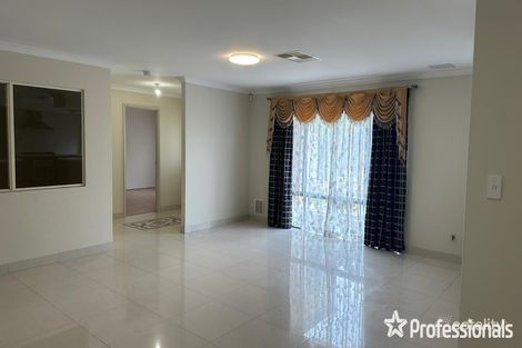 Property photo of 9 Avalon Lane Wattle Grove WA 6107