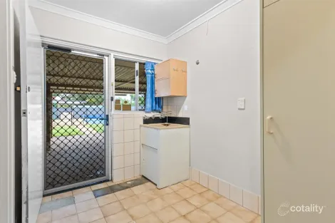 Property photo of 33 Eynesford Street Gosnells WA 6110