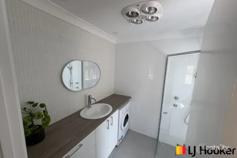 Property photo of 58 Candlagan Drive Broulee NSW 2537