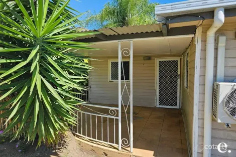 27 Williamson St, West Gladstone, QLD 4680