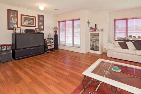 Property photo of 13 Harbour Street Beaconsfield VIC 3807