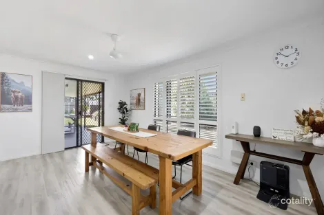 Property photo of 6 Lorena Court Andergrove QLD 4740