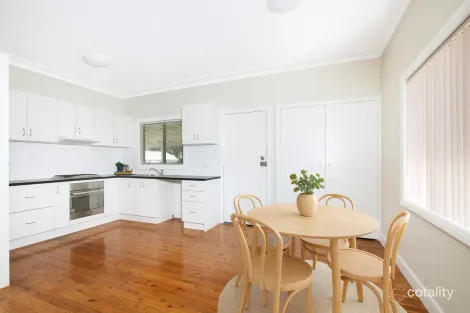 Property photo of 46 Lakelands Drive Dapto NSW 2530
