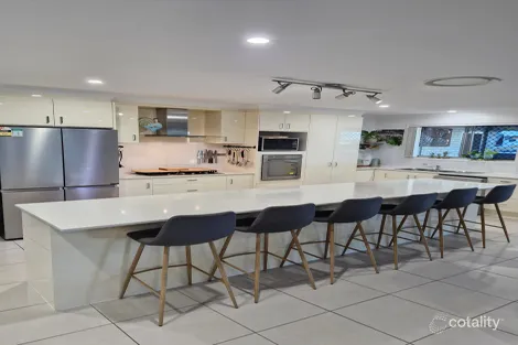 Property photo of 19 Rosebrook Place Gracemere QLD 4702