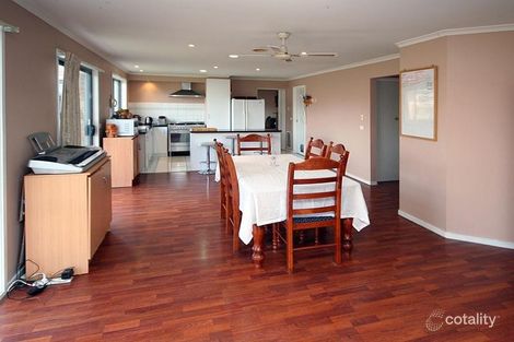 Property photo of 13 Pine Hill Court Cranbourne North VIC 3977