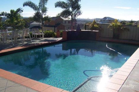 40 Tara Vista Bvd, Highland Park, QLD 4211