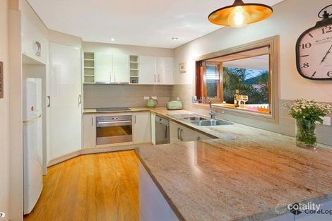 Property photo of 11 Bushing Street Wynnum West QLD 4178