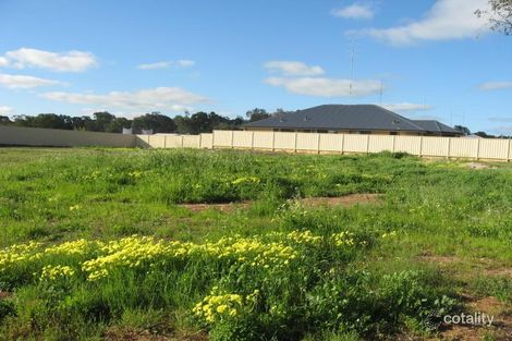 Property photo of 2 Katrine Road Northam WA 6401