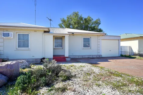 Property photo of 40 Brook Street Whyalla Stuart SA 5608