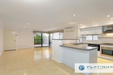 Property photo of 10 Chesterfield Avenue Hocking WA 6065