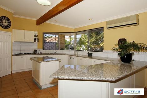 Property photo of 19 Margate Place Marangaroo WA 6064