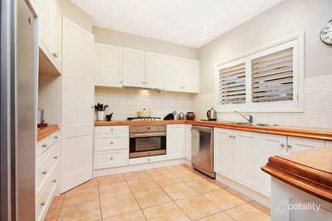 Property photo of 10 Hanover Place Strathfieldsaye VIC 3551