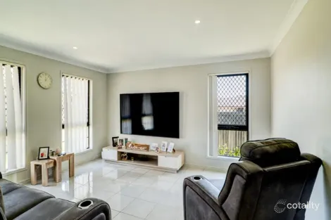 Property photo of 36/12 Walnut Crescent Lowood QLD 4311