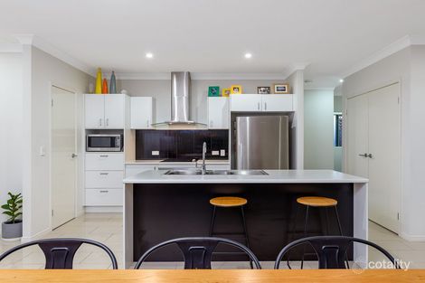 Property photo of 39 Rosella Crescent Springfield Lakes QLD 4300