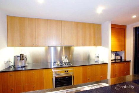 Property photo of 12 Greenham Crescent Mount Waverley VIC 3149