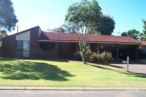 17 Rowsley Way, Carine, WA 6020