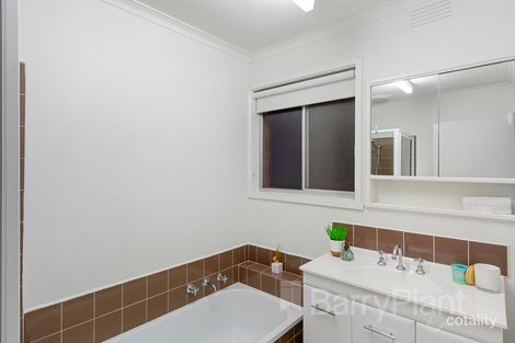 Property photo of 1/59 Rickards Avenue Knoxfield VIC 3180