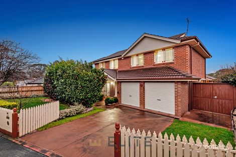 Property photo of 15 Valley View Crescent Berwick VIC 3806