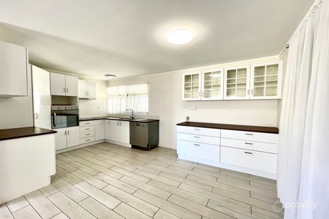 Property photo of 51 Leichhardt Drive Moranbah QLD 4744