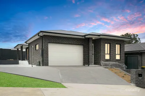13 LONE LEA ST, TAHMOOR, NSW 2573
