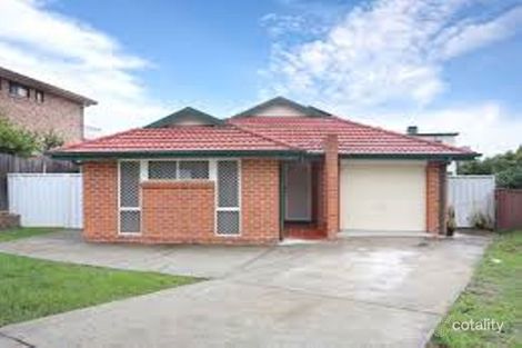 Property photo of 10 Boyer Place Minto NSW 2566