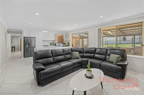 Property photo of 4 Benjamin Circle Rutherford NSW 2320