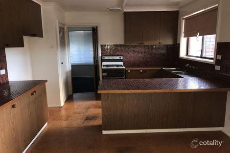 8 Honeysuckle Ave, Wheelers Hill, VIC 3150