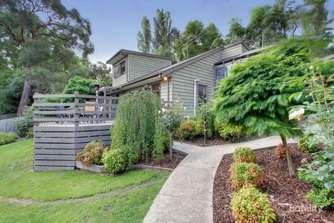 10 Centre Ave, Mount Evelyn, VIC 3796