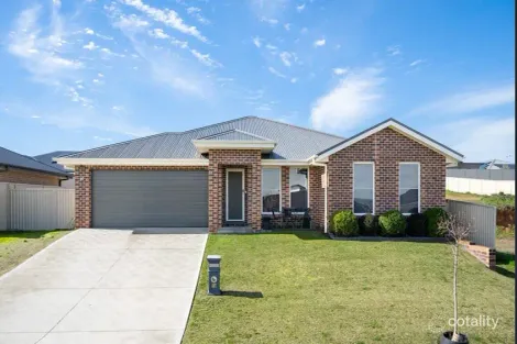 16 Dovey Dr, Kelso, NSW 2795