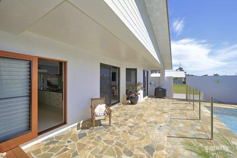 Property photo of 8 Breaker Court Bargara QLD 4670